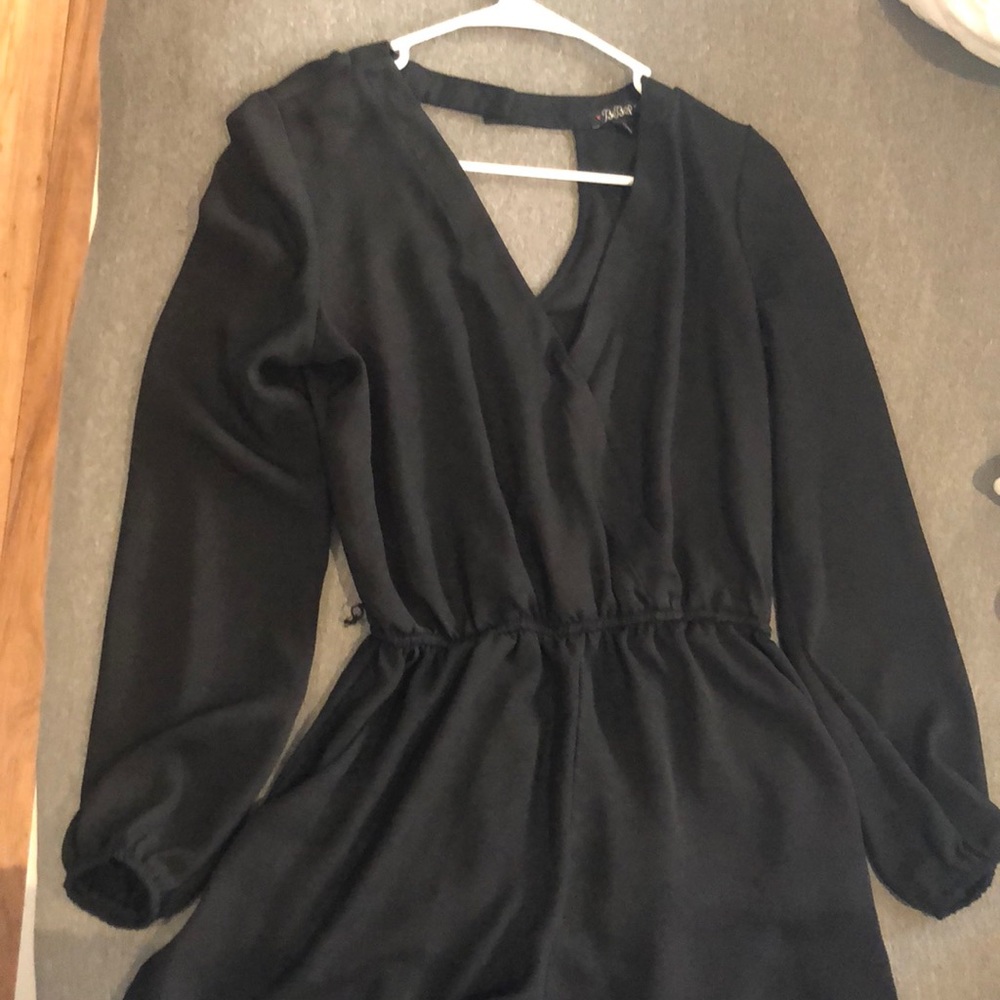 Romper - Picture 2 of 5